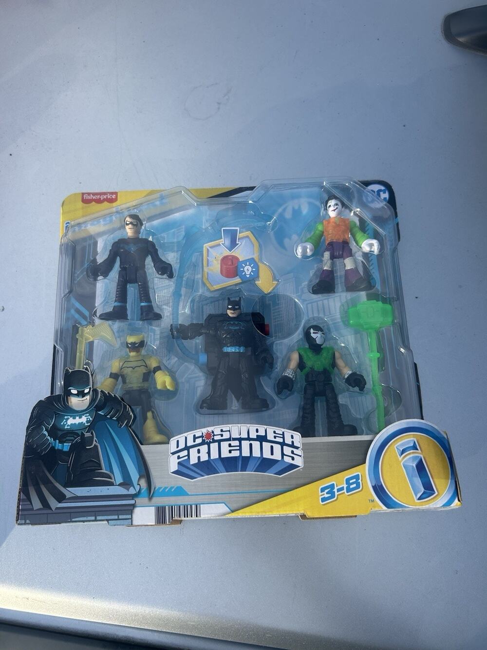 NEW Imaginext DC Super Friends Bat-Tech Batman 5 Figures &Accessories- Light Up!